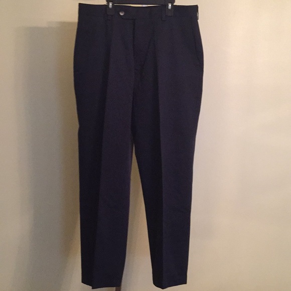 Jos. A. Bank Other - Men's Jos. A. Bank Dress Pants Size 35x30. Jos. A. Bank Other - Men's Jos. A. Bank Dress Pants Size 35x30.